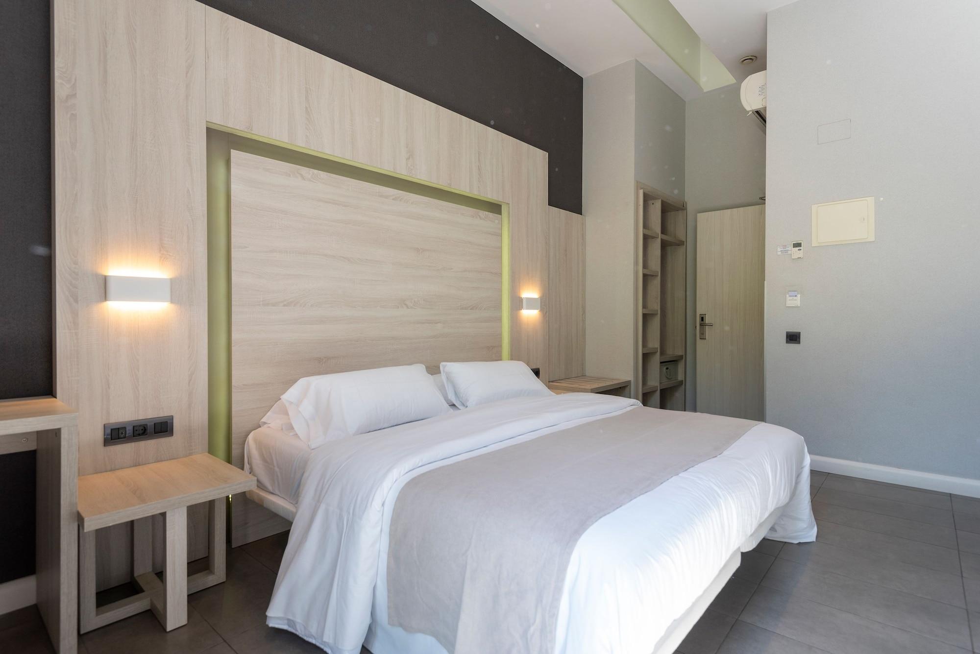 Plaza Goya Rooms Barcelona Bagian luar foto