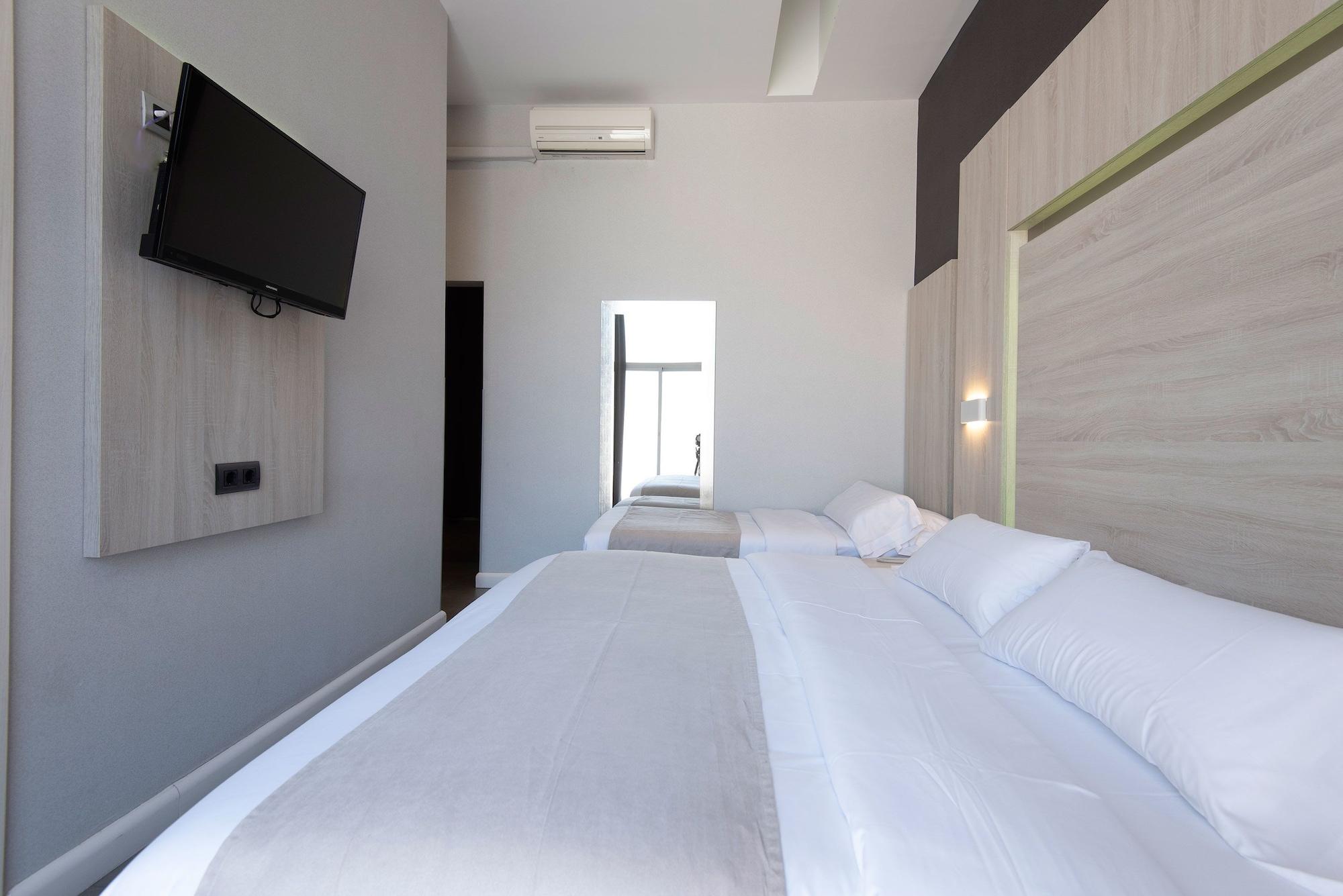 Plaza Goya Rooms Barcelona Bagian luar foto