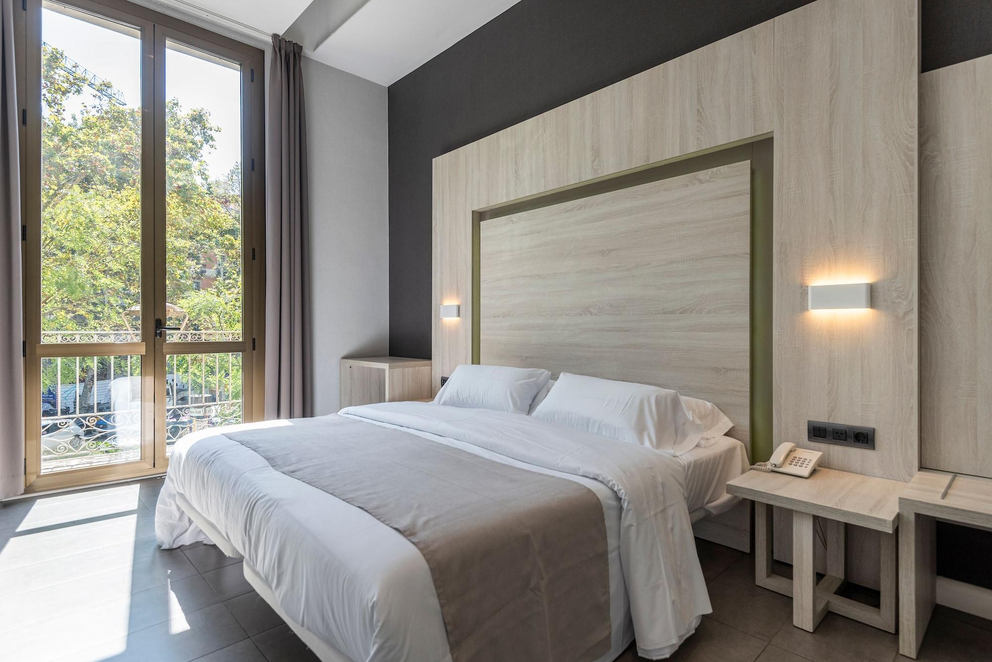 Plaza Goya Rooms Barcelona Bagian luar foto