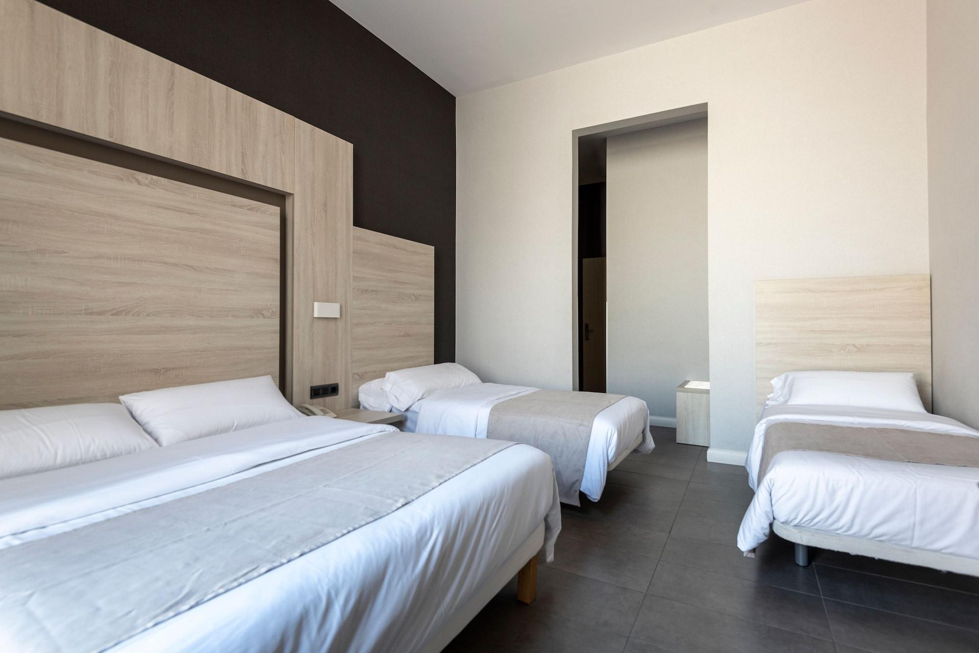 Plaza Goya Rooms Barcelona Bagian luar foto