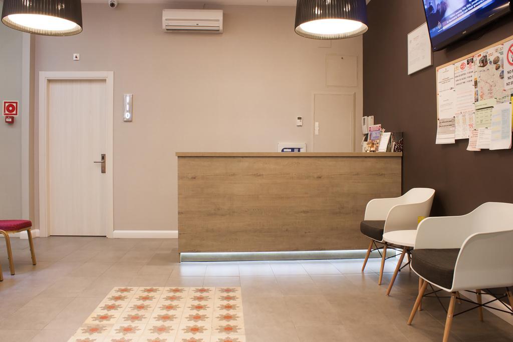 Plaza Goya Rooms Barcelona Bagian luar foto