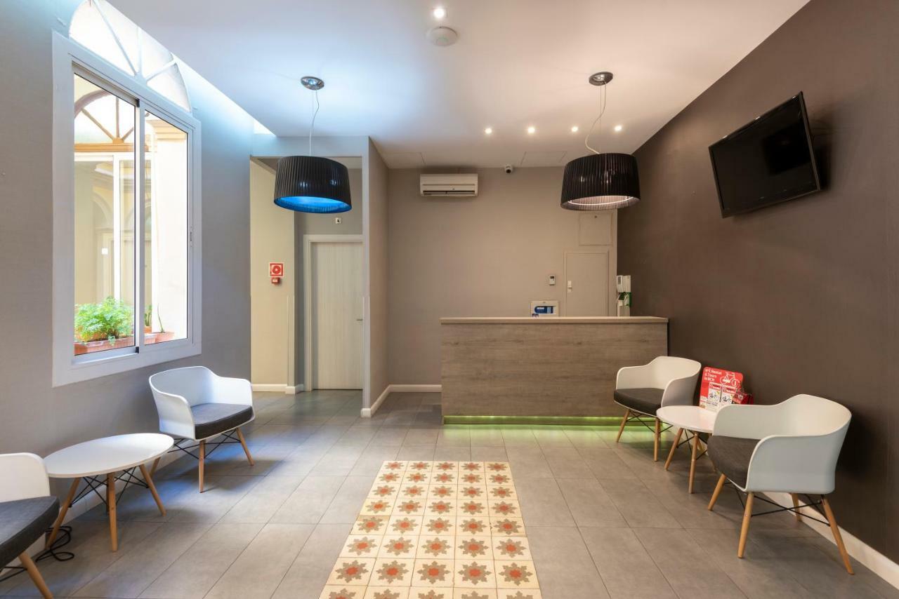 Plaza Goya Rooms Barcelona Bagian luar foto