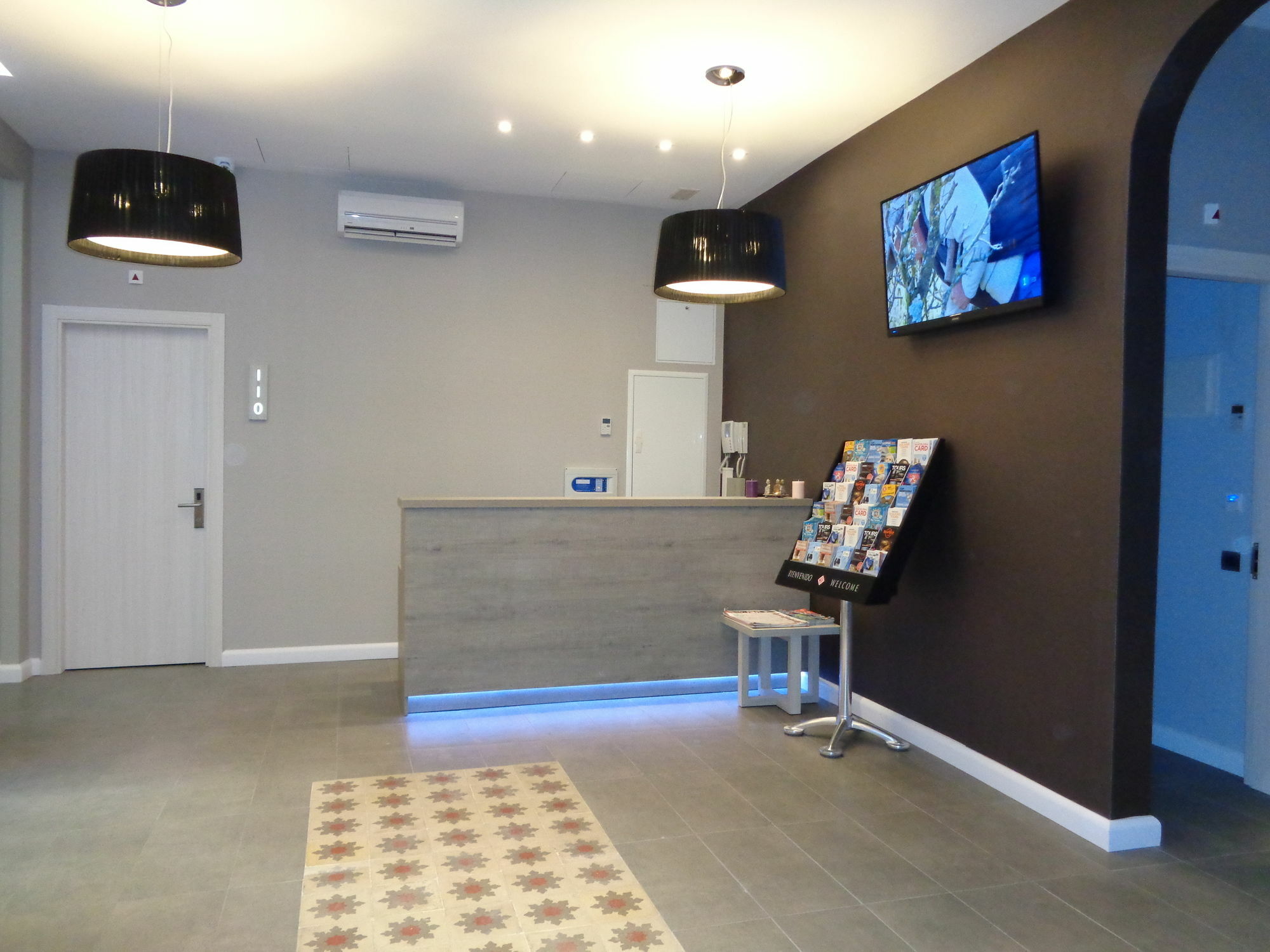 Plaza Goya Rooms Barcelona Bagian luar foto